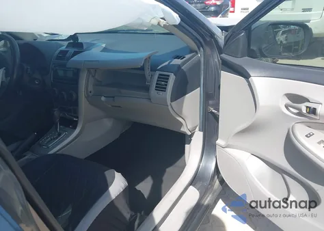 2012 Toyota Corolla Le z USA, uszkodzony, nr VIN 2T1BU4EE0CC772047